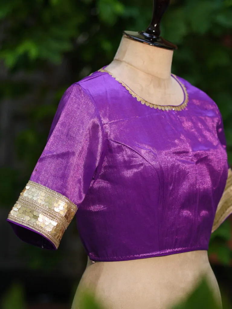 Moho Maya – Blouse in Purple, side view | Tilattama