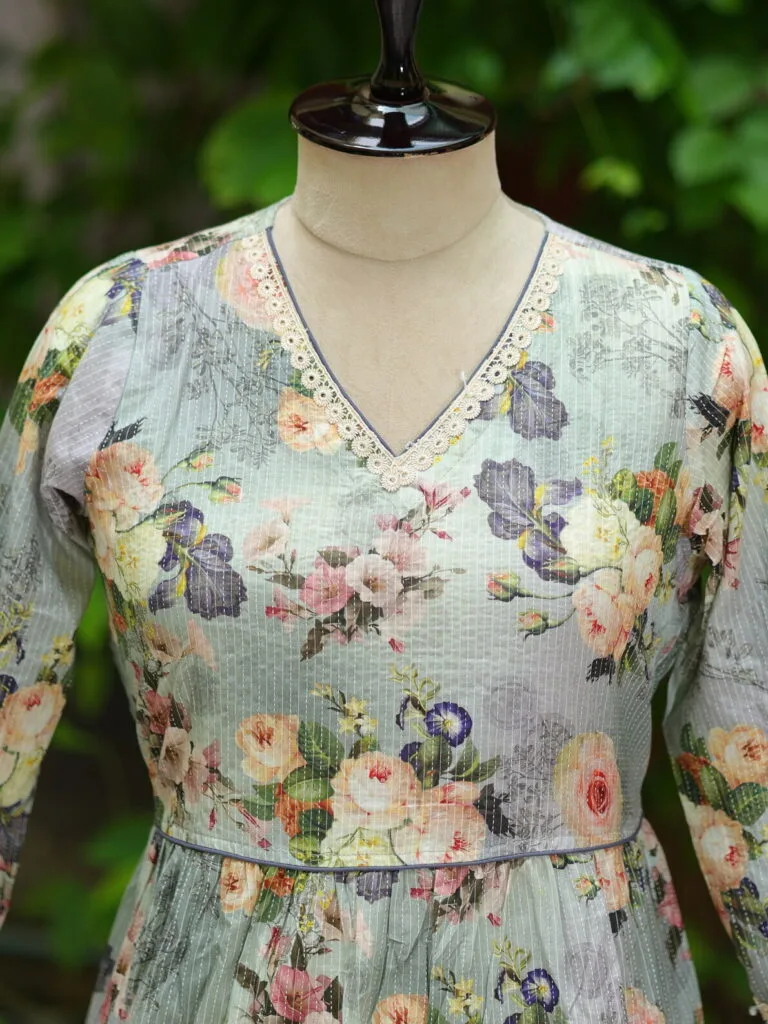 MOHO – Kurti in Slate | Tilattama
