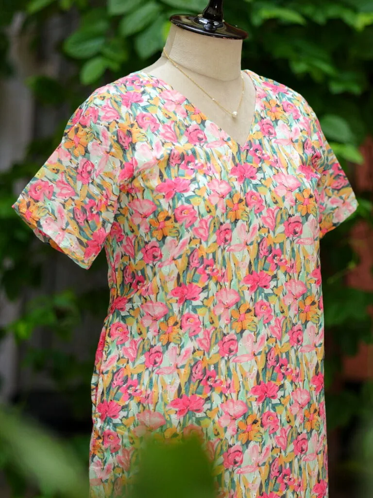 Multi Floral Chikan – Kurti in rainbow, side view | Tilattama