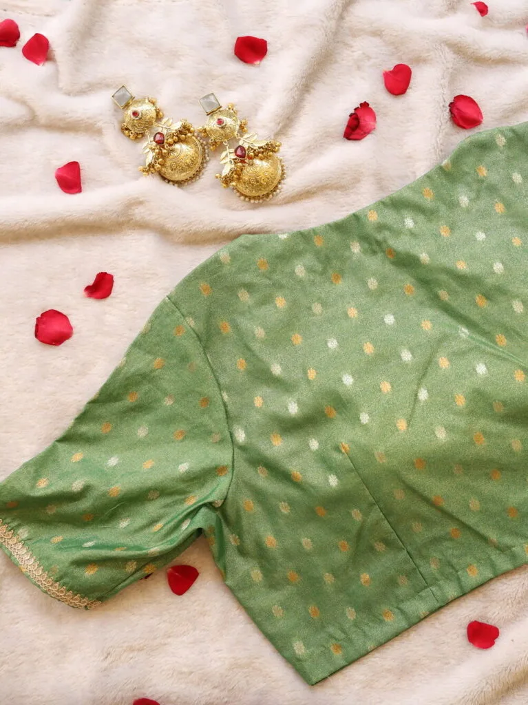 Mumtaz Aada – Blouse in Mint Green, back view | Tilattama