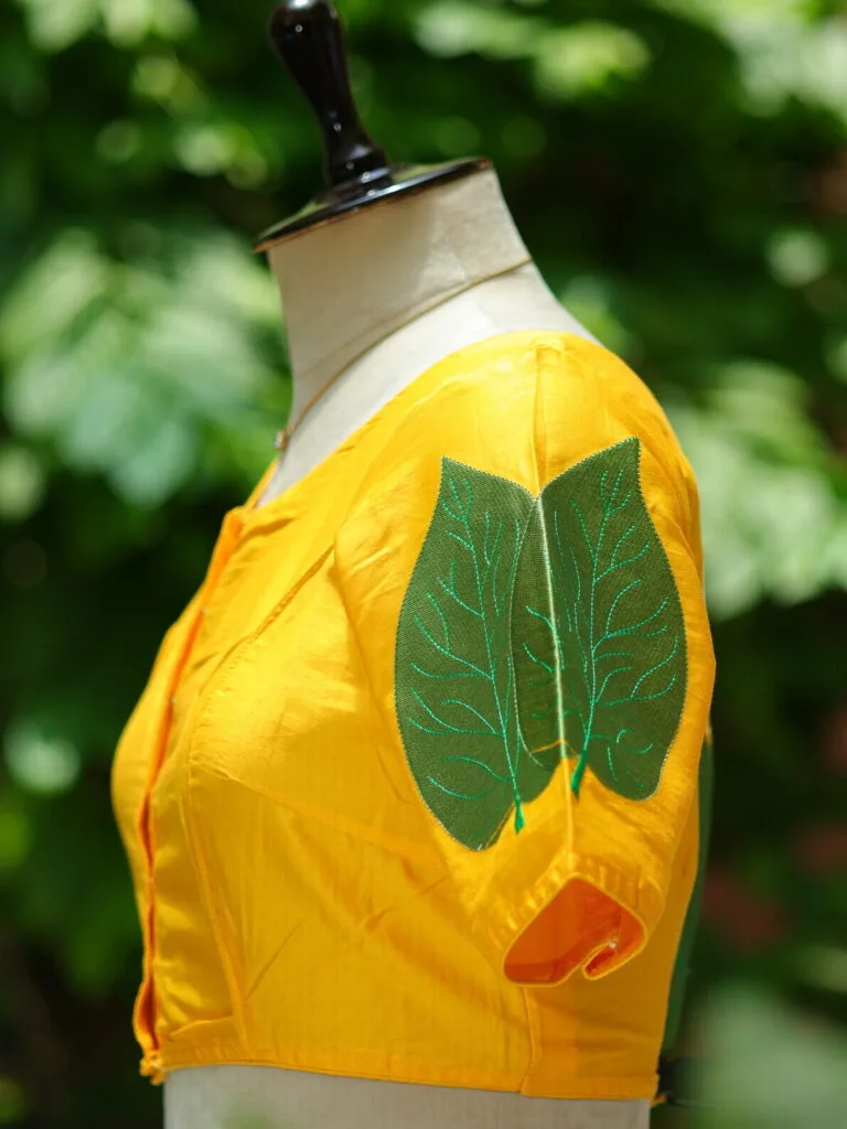 Pan Pata G/S – Blouse in Yellow, side view | Tilattama