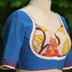 Pen Kalamkari Mumtaz  G/S – Blouse in Blue, side view | Tilattama