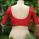 Pen Kalamkari Mumtaz  G/S – Blouse in Red, back view | Tilattama