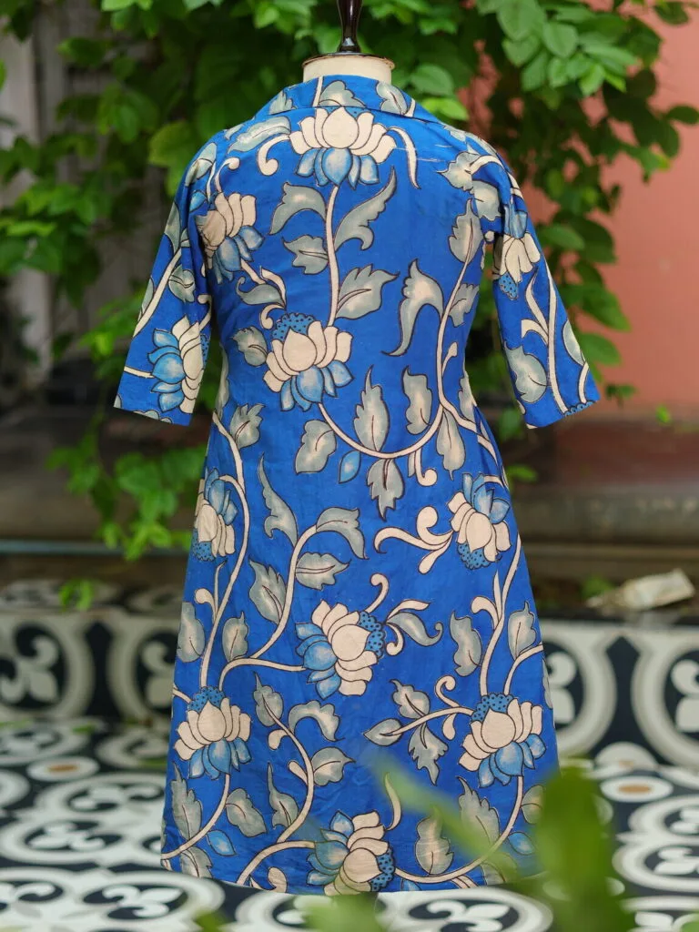 Pen Kalamkari Shrug Co-Ord Set – Co-ord in Blue, back view | Tilattama