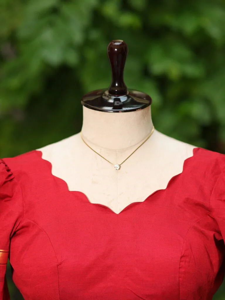Pochampally Bow Backless – Blouse in Red | Tilattama