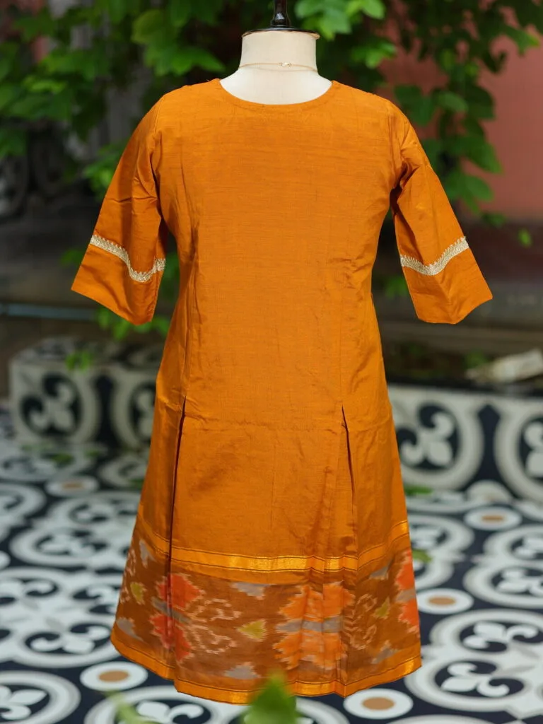 Pochampally One Piece – Kurti in Rust, back view | Tilattama