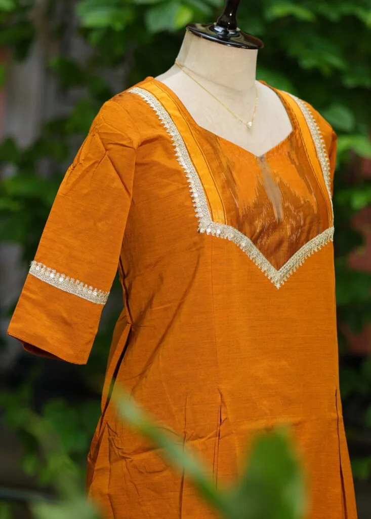 Pochampally One Piece – Kurti in Rust, side view | Tilattama