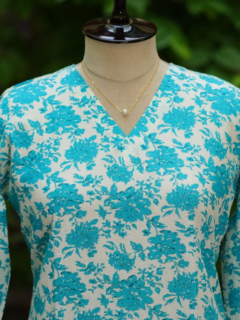 Rapid Block Kurta – Kurti in Firoza | Tilattama