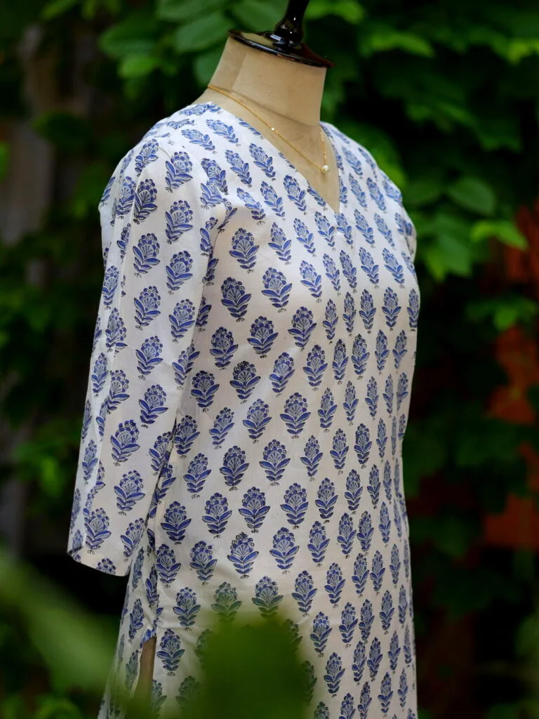 Rapid Block Kurta – Kurti in white, side view | Tilattama