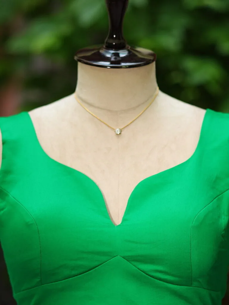 sabyasachi cut – Blouse in Leaf Green | Tilattama
