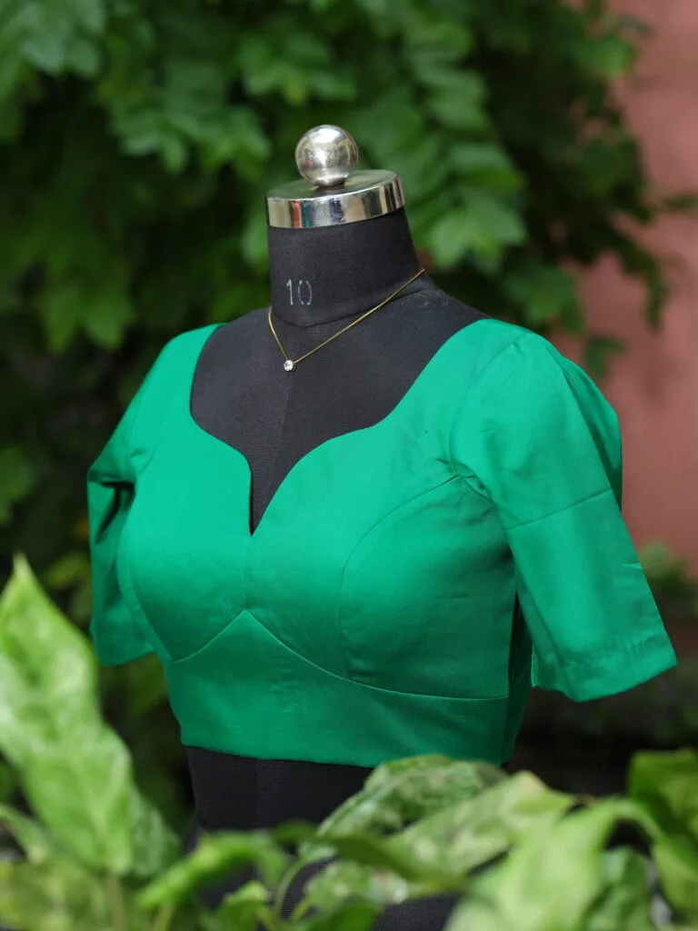 Sabyasachi G/S – Blouse in Leaf Green, side view | Tilattama