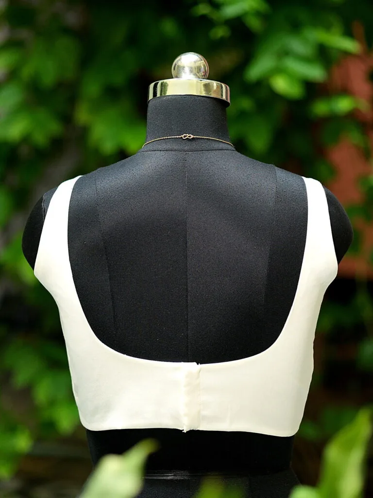 Sabyasachi Round Neck - off-white