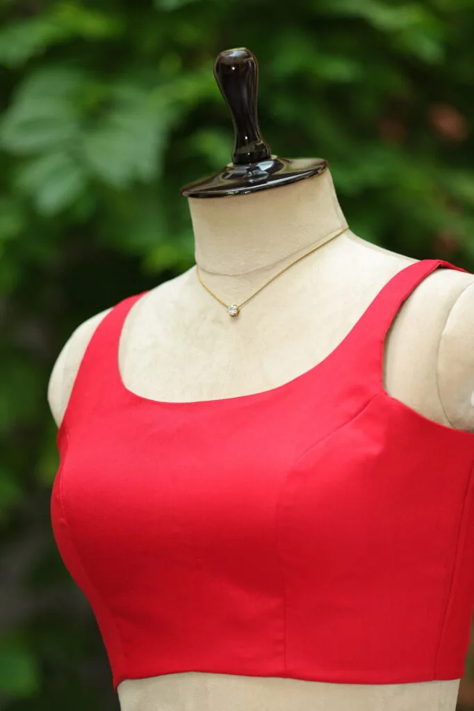 Sabyasachi Round Neck - red