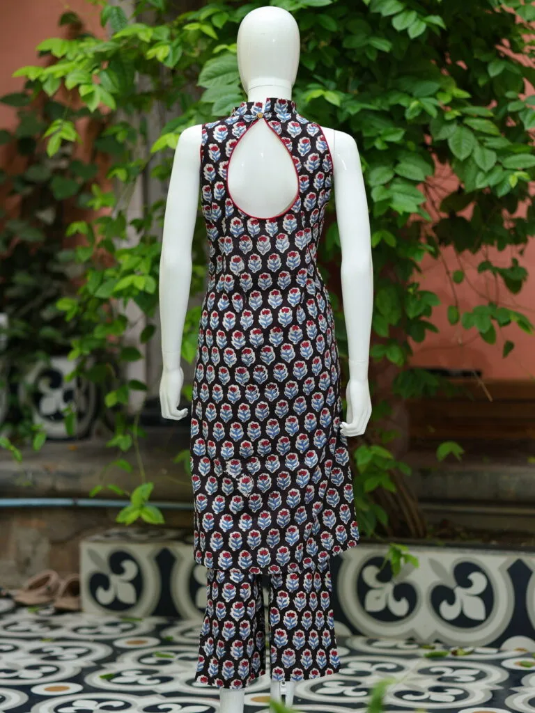 Sanganari Halter Co Ord Set – Kurti in Black, back view | Tilattama