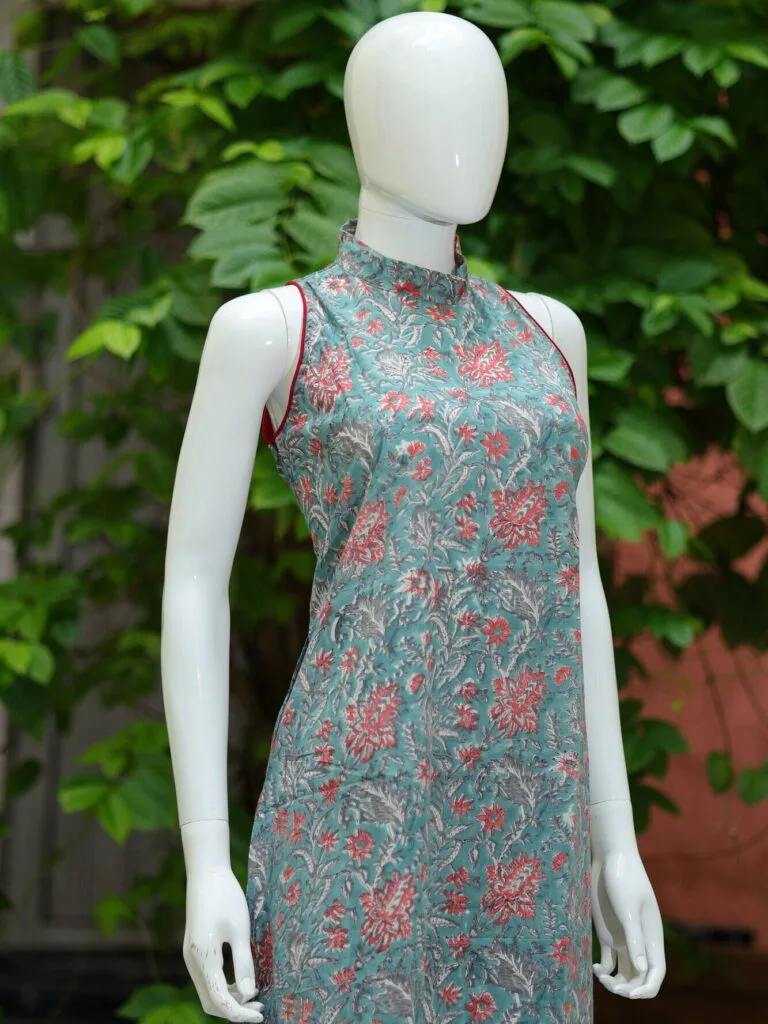 Sanganari Halter Co Ord Set – Kurti in Mint Green, side view | Tilattama