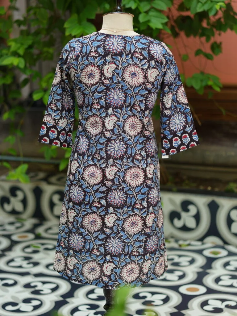 Sangenari Semi Anarkali – Kurti in Black, back view | Tilattama