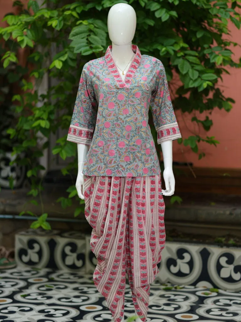 Sangeneri Dhoti co-ord Set – Kurti in Slate, front view | Tilattama