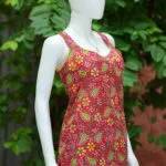Sangeneri kurti Set – Kurti in Red, side view | Tilattama