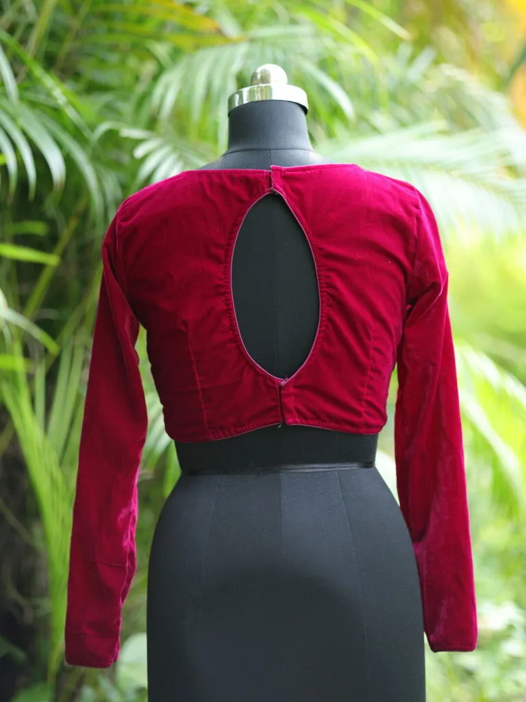 Solid Velvet F/S – Blouse in Magenta, back view | Tilattama