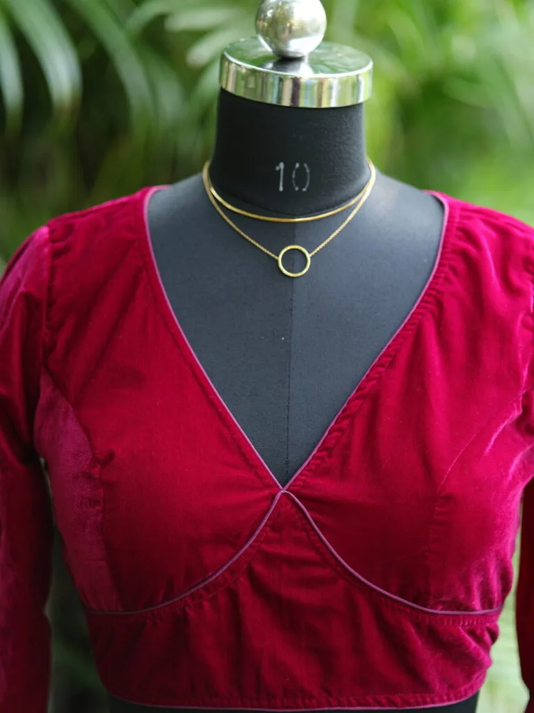 Solid Velvet F/S – Blouse in Magenta | Tilattama