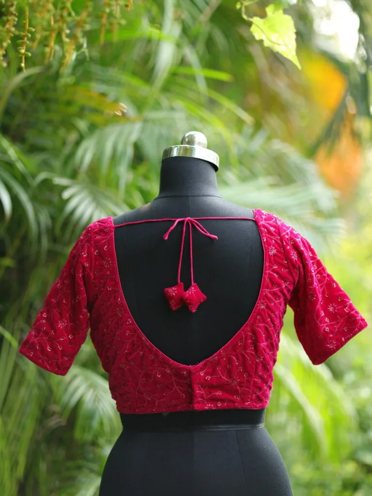 Velvet Saby Sequence G/S – Blouse in Rani, back view | Tilattama