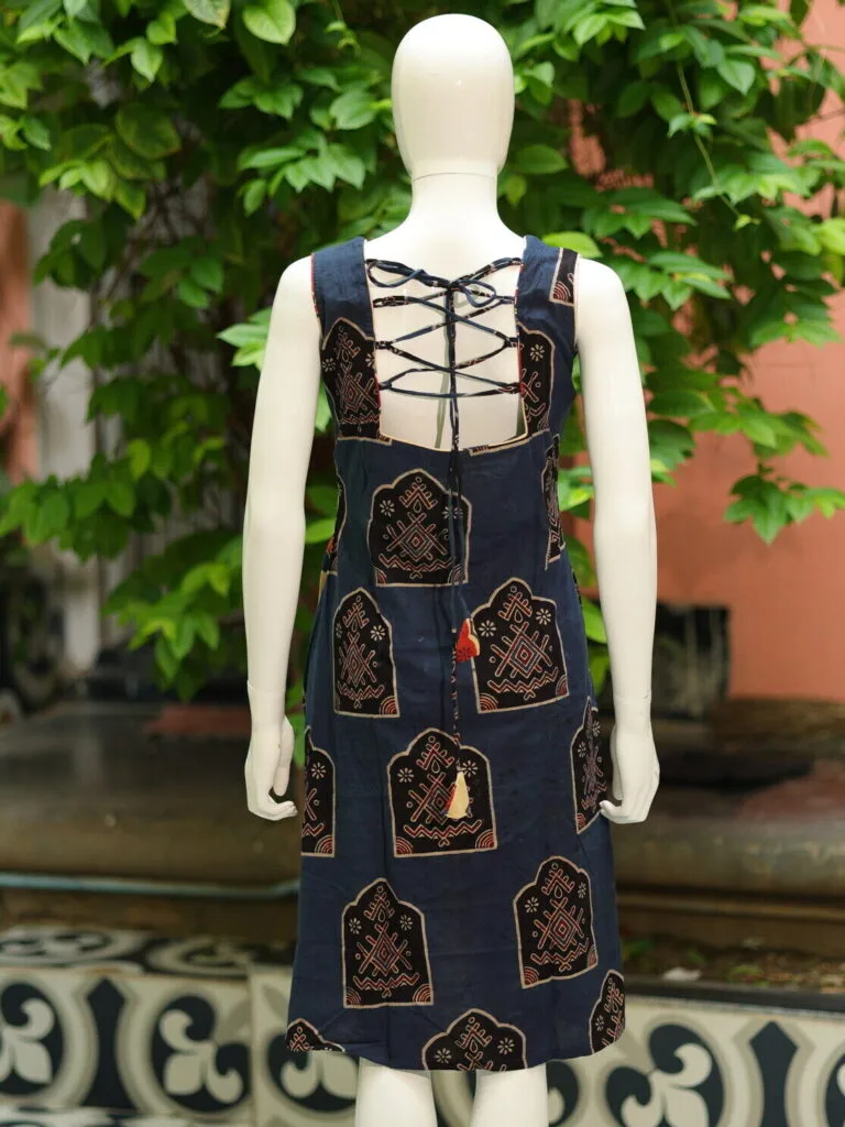 Ajrakh Aarzoo – Kurti in Indigo, back view | Tilattama