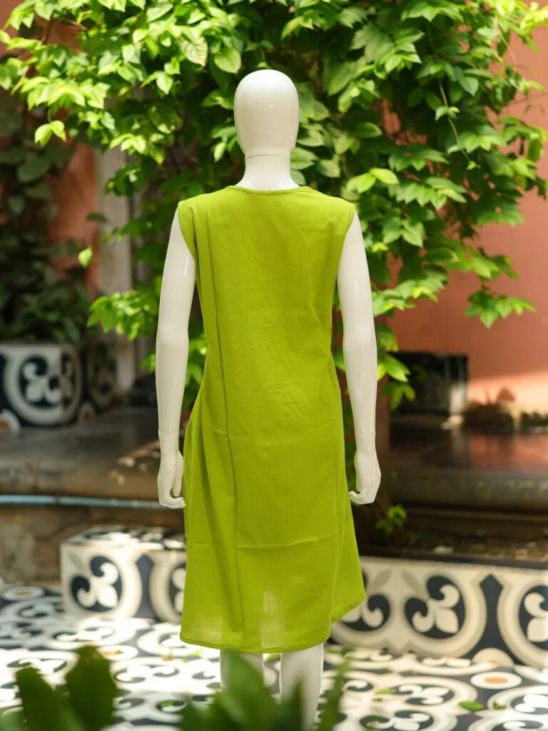 Khadi Blazer One Piece – Blouse in Neon green 44 Sleeveless, back view | Tilattama