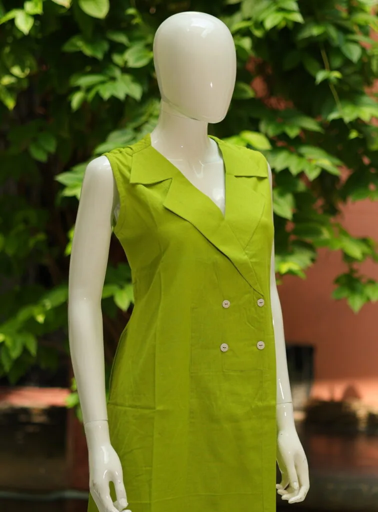 Khadi Blazer One Piece – Blouse in Neon green 44 Sleeveless, side view | Tilattama