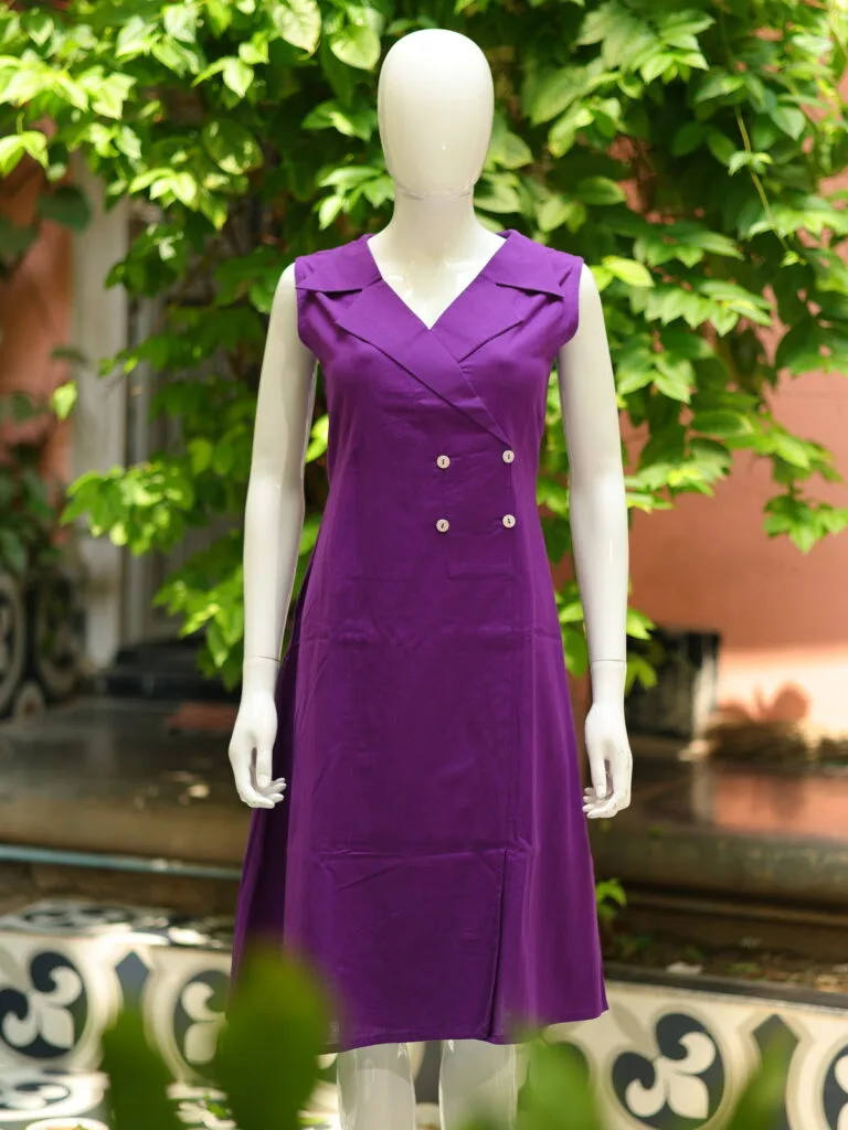 Khadi Blazer One Piece – Blouse in Purple 44 Sleeveless, front view | Tilattama