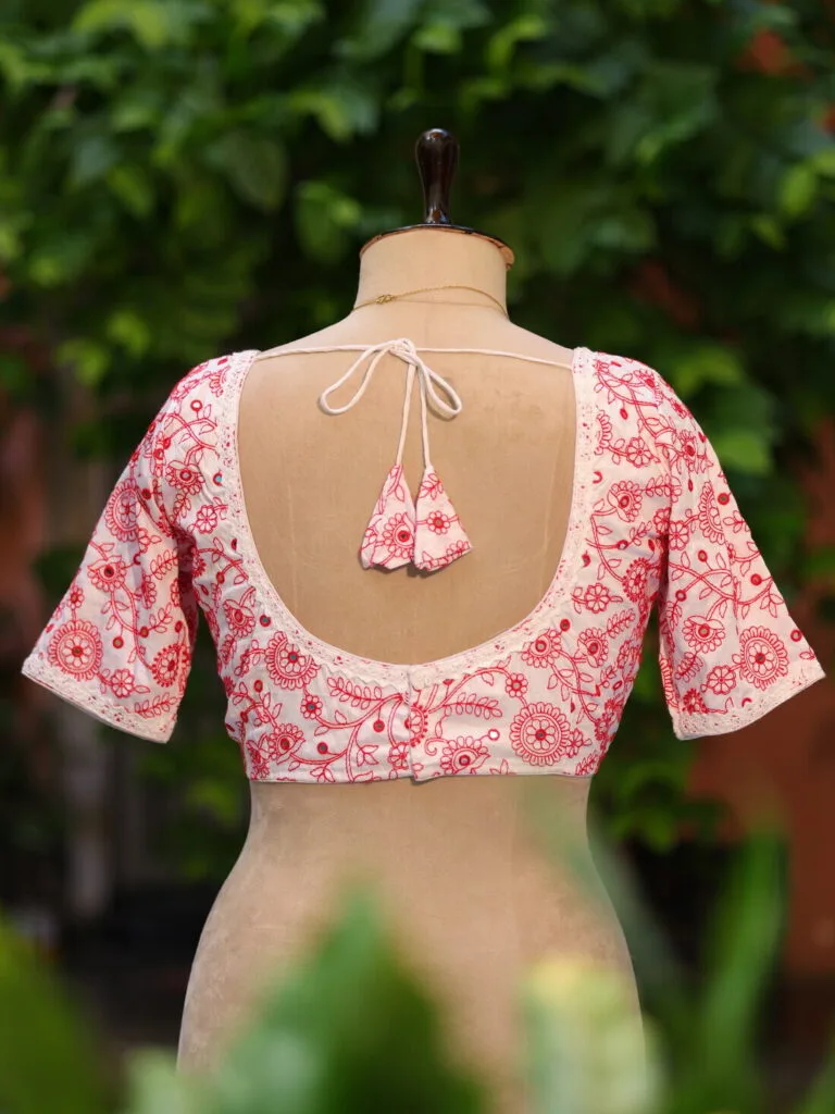 Madhabilata – Blouse in white, back view | Tilattama