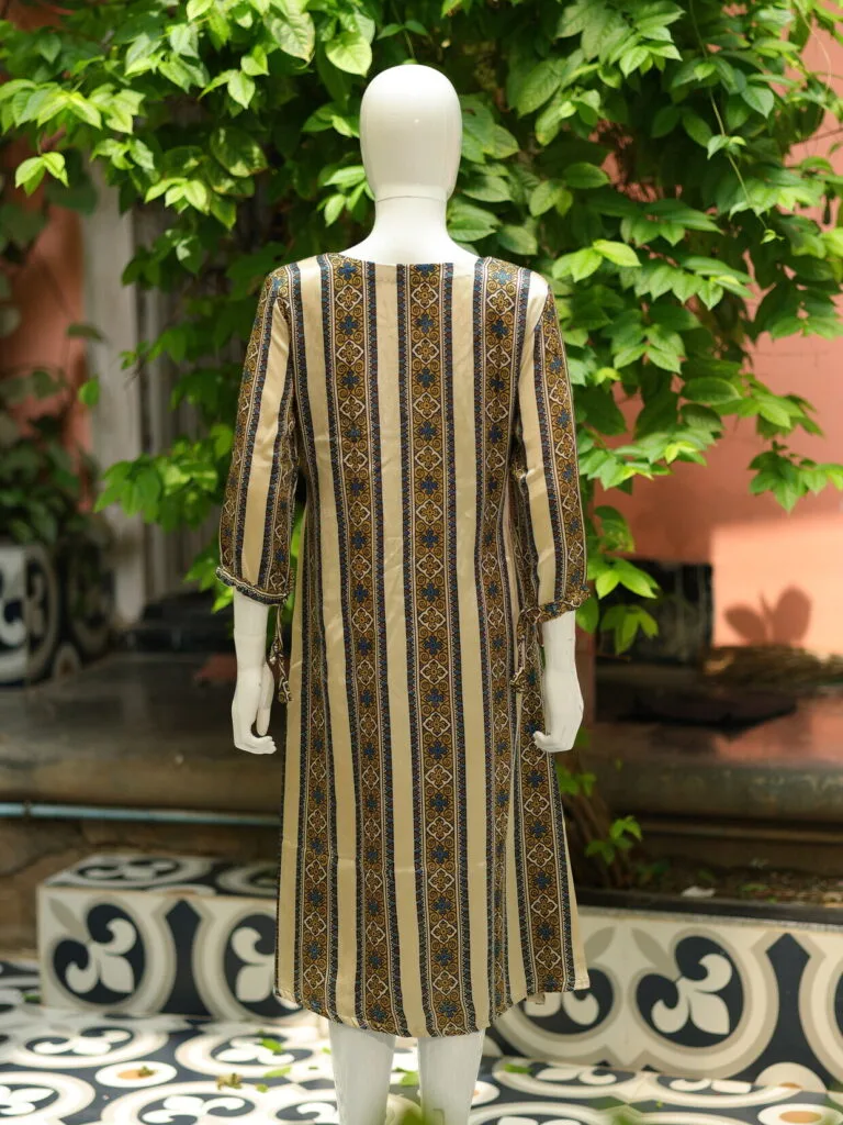 Mashroo Modal Kurti – Kurti in white, back view | Tilattama