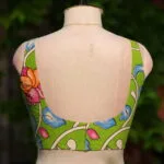 Pen Kalamkari Round Neck – Blouse in Green, neckline | Tilattama