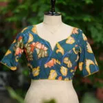 Saby Pen Kalamkari – Blouse in Rama green, front view | Tilattama