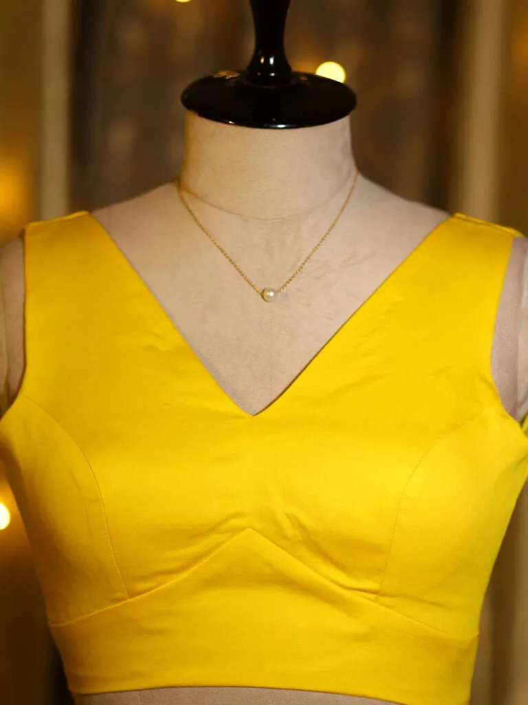 Sabyasachi Celebrity – Blouse in Yellow 38 Sleeveless | Tilattama