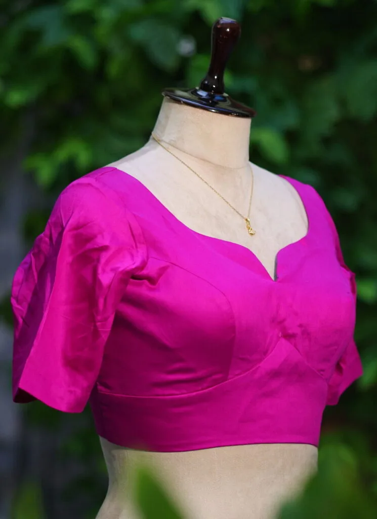 Sabyasachi G/S – Blouse in Purple, side view | Tilattama