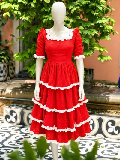Sarodiya – Kurti in Red, front view | Tilattama