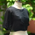 Sattin Cotton G/S N/P – Blouse in Black, side view | Tilattama