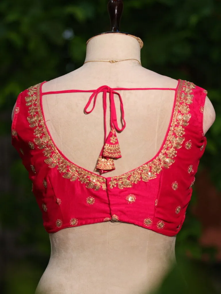 Shreeparna S/L – Blouse in Rani, back view | Tilattama