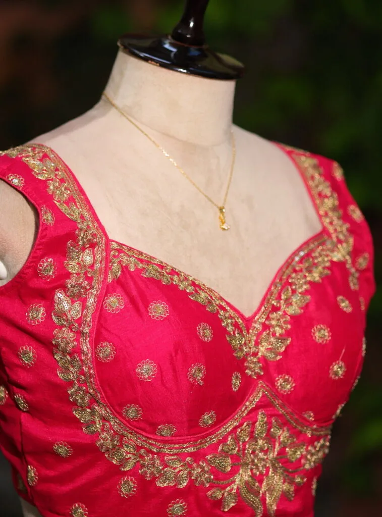 Shreeparna S/L – Blouse in Rani, side view | Tilattama